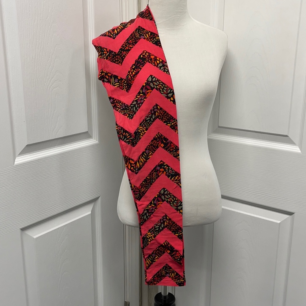 LuLaRoe OS One Size Geometric Leggings NWT